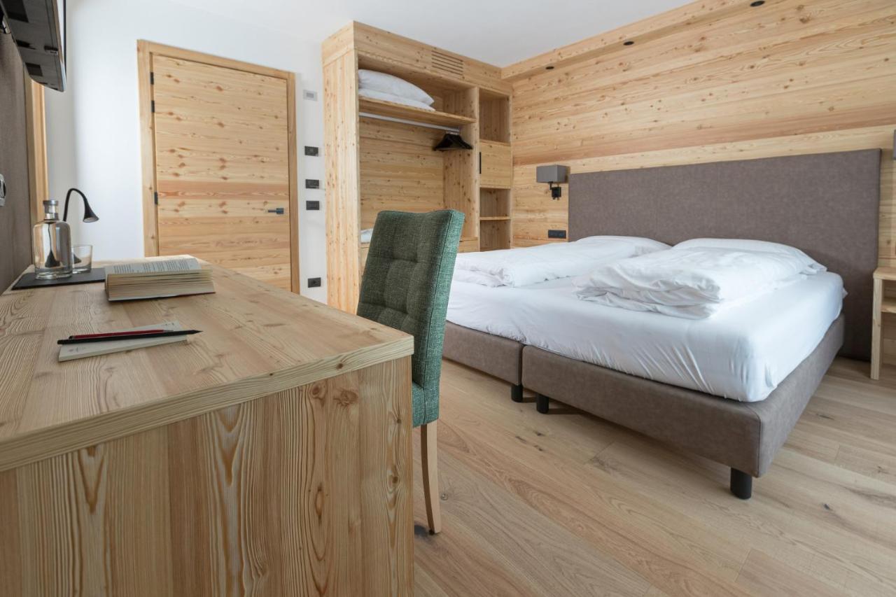 Hotel Li Anta Rossa Livigno Eksteriør billede