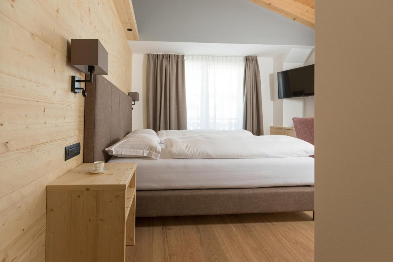 Hotel Li Anta Rossa Livigno Eksteriør billede