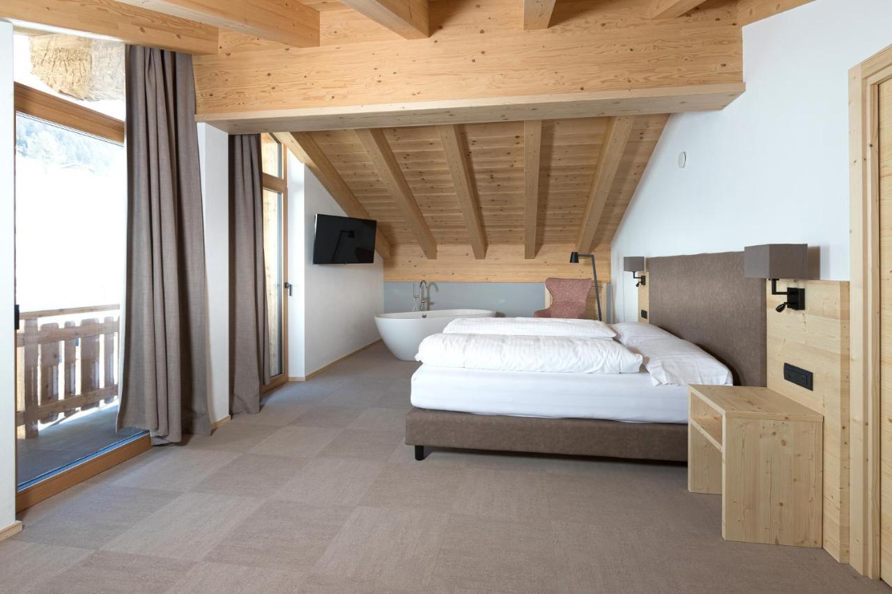 Hotel Li Anta Rossa Livigno Eksteriør billede
