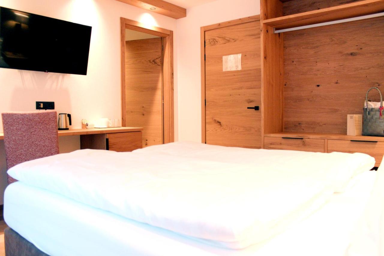 Hotel Li Anta Rossa Livigno Eksteriør billede