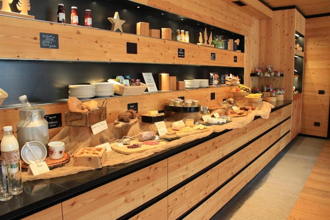Hotel Li Anta Rossa Livigno Eksteriør billede
