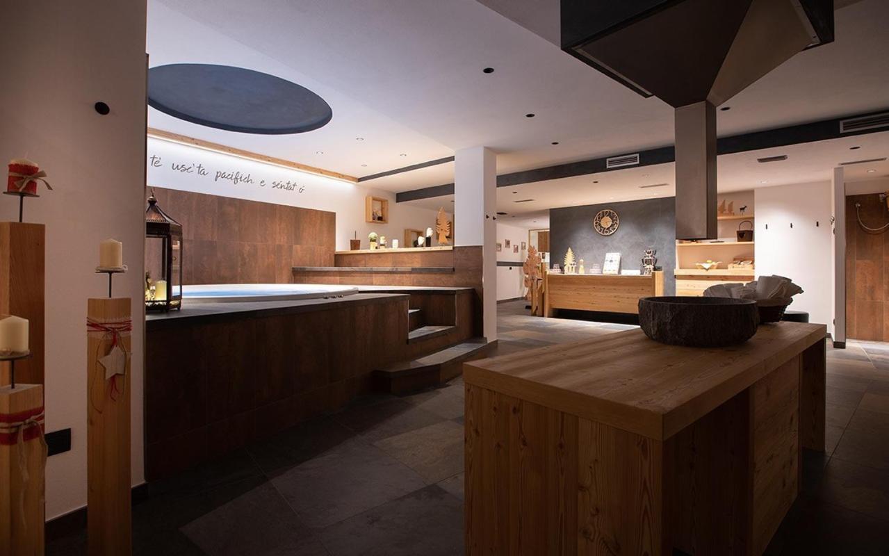 Hotel Li Anta Rossa Livigno Eksteriør billede